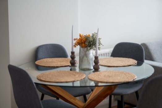 Salon z aneksem 18-26 m2: układ mebli, strefy i triki na optyczne powiększenie bez kosztownej przebudowy