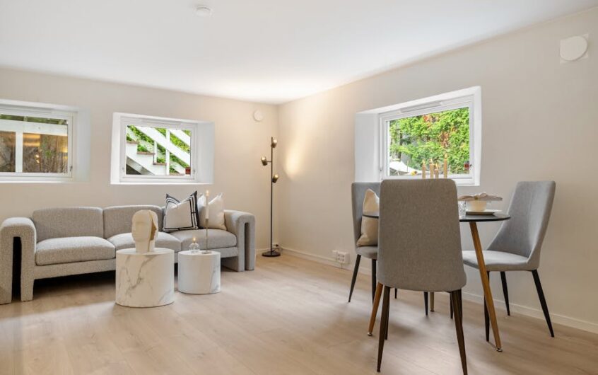 Narożnik z funkcją spania w salonie 18-25 m2: wymiary, mechanizmy i układ, żeby spało się wygodnie